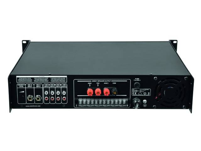 Die Rückseite eines elektronischen Geräts mit mehreren Audioanschlüssen, Schalter und Lüfter, geeignet für Audio-Setup-Verbindungen.