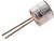 Ein zylindrischer elektronischer Bauteil mit zwei Metallanschlüssen, vermutlich ein Transistor oder Sensor.