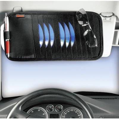 Ein Auto mit geöffnetem Handschuhfach, das CDs und eine Brille aufbewahrt. Ein Stifthalter rechts am Fach.