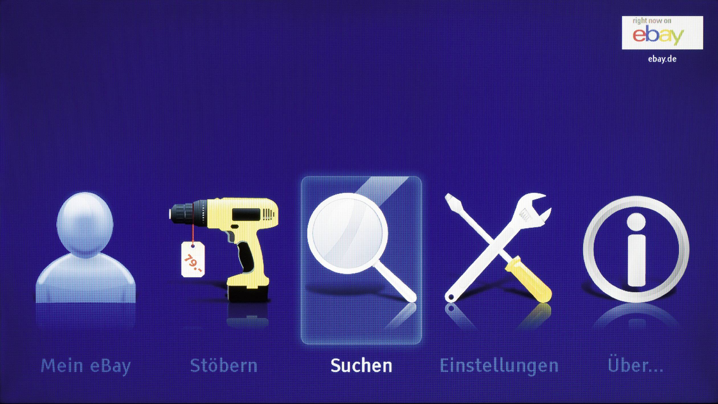 Blauer Bildschirm mit Symbolen für Nutzer, Bohrer, Lupe, Werkzeuge und Info. Text darunter: 'Mein eBay', 'Stöbern', 'Suchen', 'Einstellungen', 'Über...'.