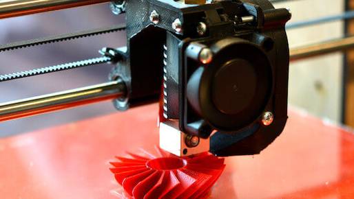 Imprimante 3D au travail