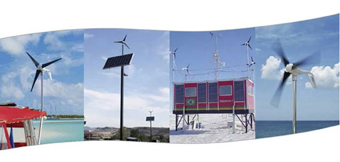 Windgeneratoren, teils mit Solaranlage, jeweils an einem Mast angebracht