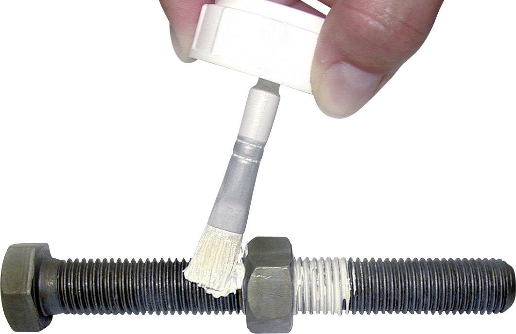 'Ein Metallbolzen wird mit weißer Paste bestrichen, um rostfrei zu bleiben.'