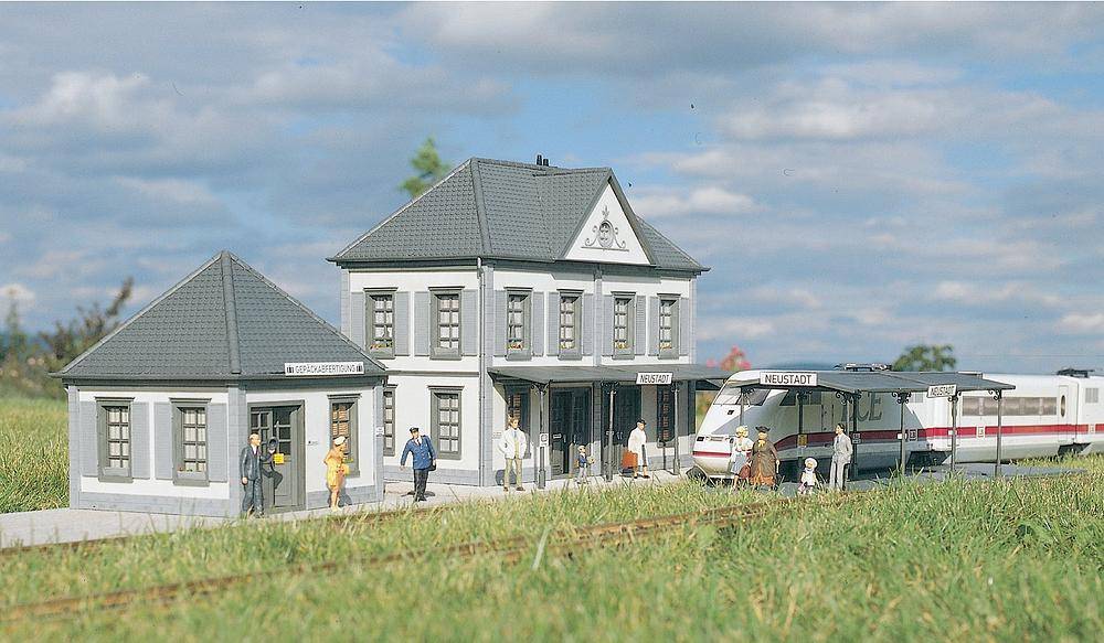 Gebäude-Bausatz Spur G