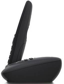 'Vertikale ergonomische Computermaus, schwarz, seitlich fotografiert. Bequeme Handposition, um Handgelenksbelastungen zu reduzieren.'