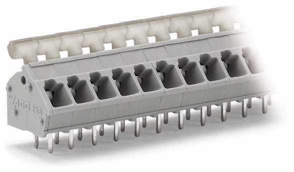Ein grauer elektrischer Steckverbinder mit mehreren Metallpins, geeignet für die Verbindung von elektronischen Komponenten.
