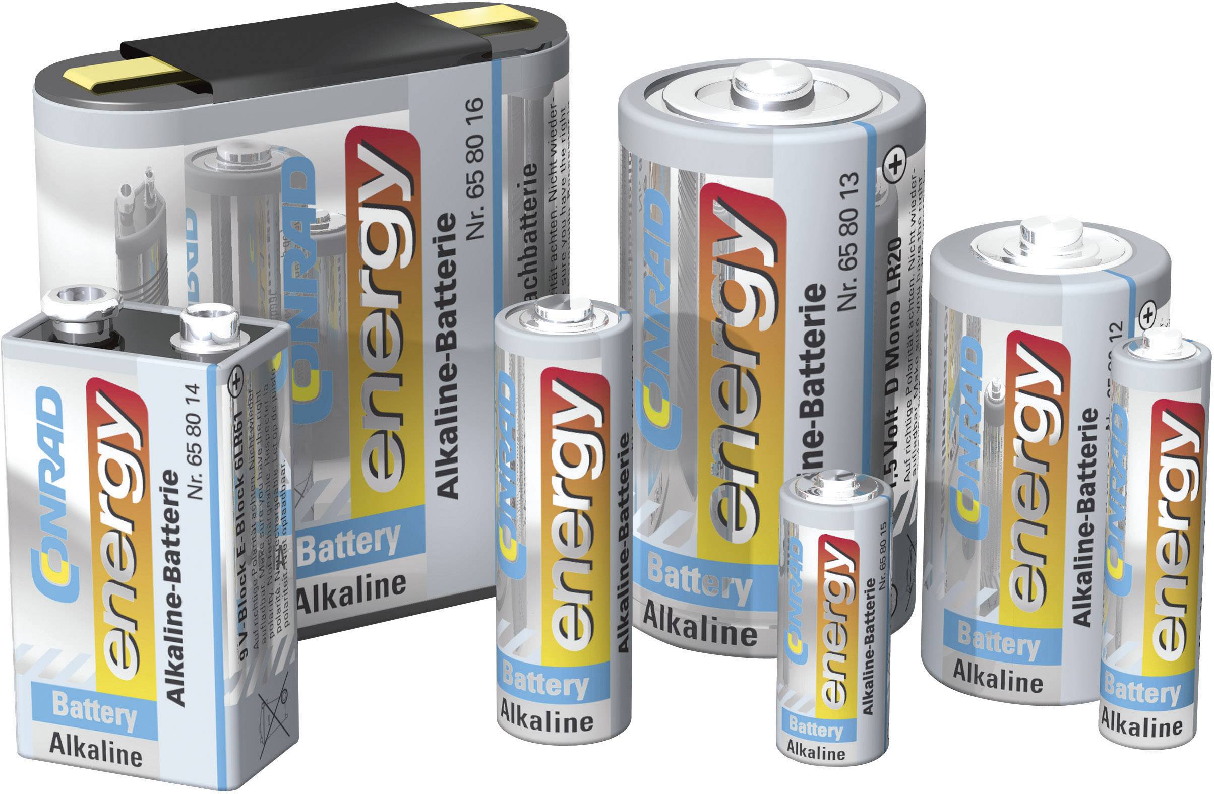Verschiedene Größen von Alkaline-Batterien der Marke 'Energy' auf weißem Hintergrund. Sortiert in absteigender Größe von links nach rechts.