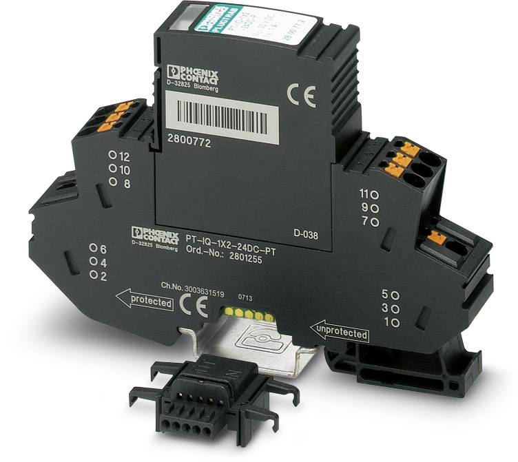 Ein elektrisches Gerät für Überspannungsschutz von Phoenix Contact, Modell PT-IQ-1X2-24DC-PT, mit Anschlussklemmen und Schutzschalter.
