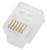 Ein transparenter RJ45-Stecker mit sechs sichtbaren Metallkontakten, oft für Netzwerkkabelverbindungen verwendet.