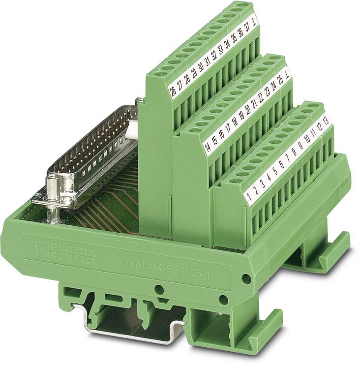 Ein grüner elektrischer Steckverbinder mit mehreren nummerierten Anschlüssen, befestigt auf einer DIN-Schiene, für industrielle Anwendungen.
