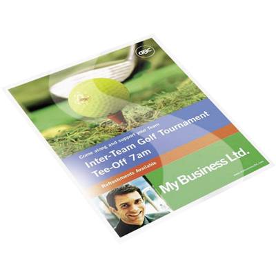 Ein Plakat für ein Golfturnier mit der Überschrift 'Inter-Team Golf Tournament'. Tee-off um 7 Uhr. Erfrischungen verfügbar.