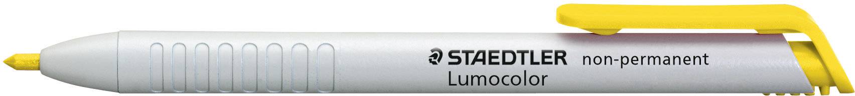 Weiße Kunststoff-Schreibstift mit gelber Kappe, Marke 'Staedtler', nicht-permanente Tinte, Modell 'Lumocolor'.
