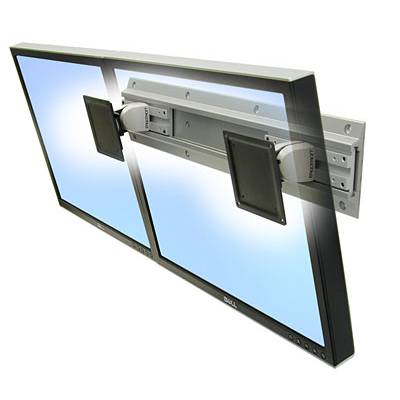 Zwei nebeneinander befestigte Monitore an einer Wandhalterung, die Flexibilität und Anpassung ermöglicht.