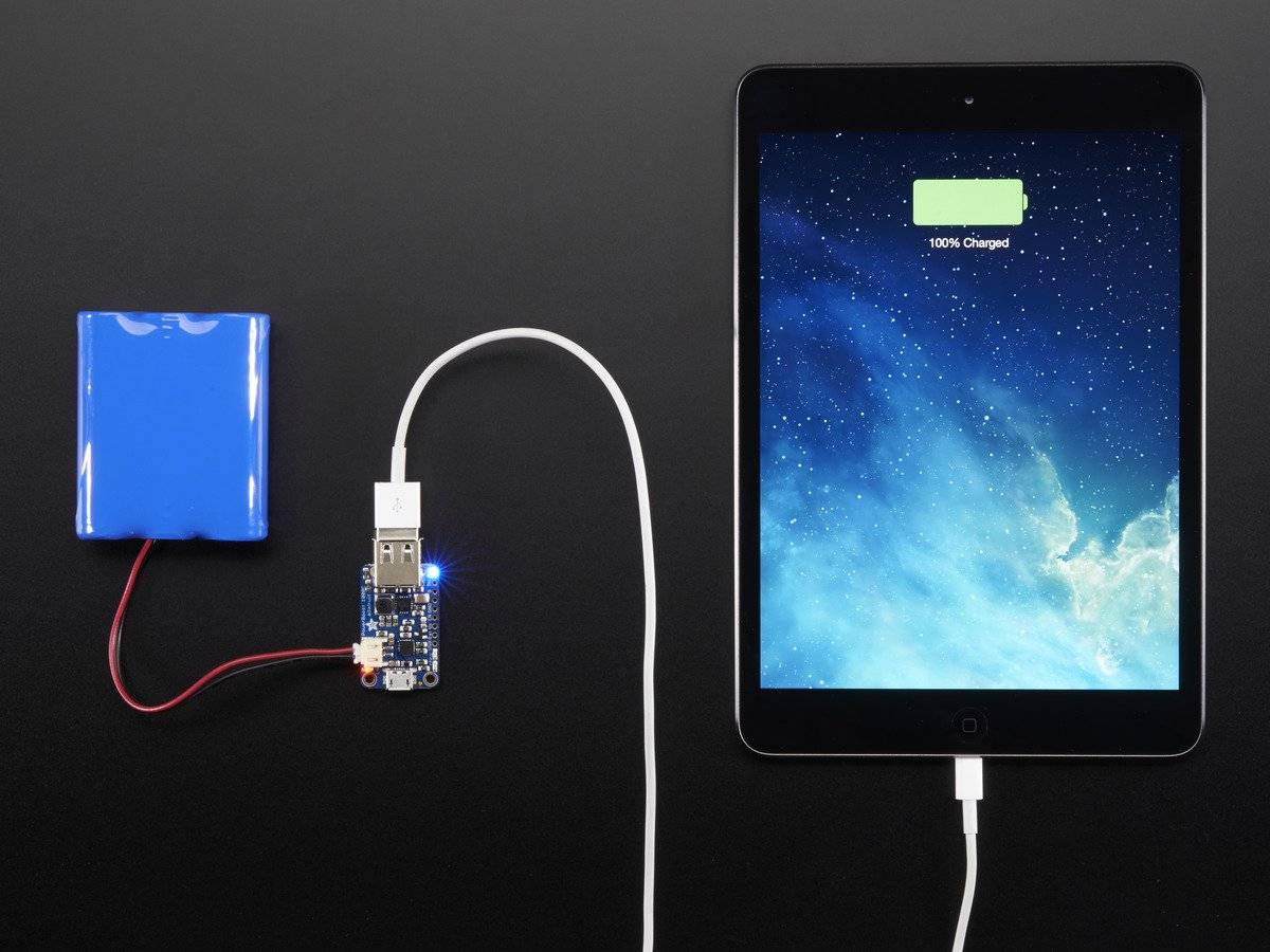 Adafruit PowerBoost 1000 Charger - Rechargeable 5V Lipo USB Boost @ 1A - 1000C for 3.7V LiIon/LiPoly Battery 2465-3