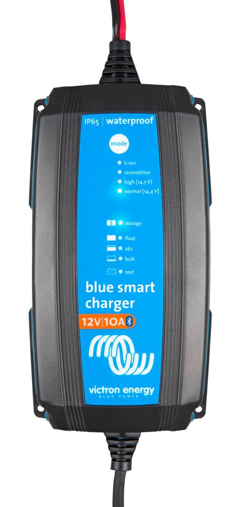 Blue Smart IP65 Charger 12/10(1) 230V CEE 7/16 Retail-0