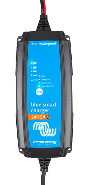 Blue Smart IP65 Charger 24/5(1) 230V CEE 7/16 Retail-0