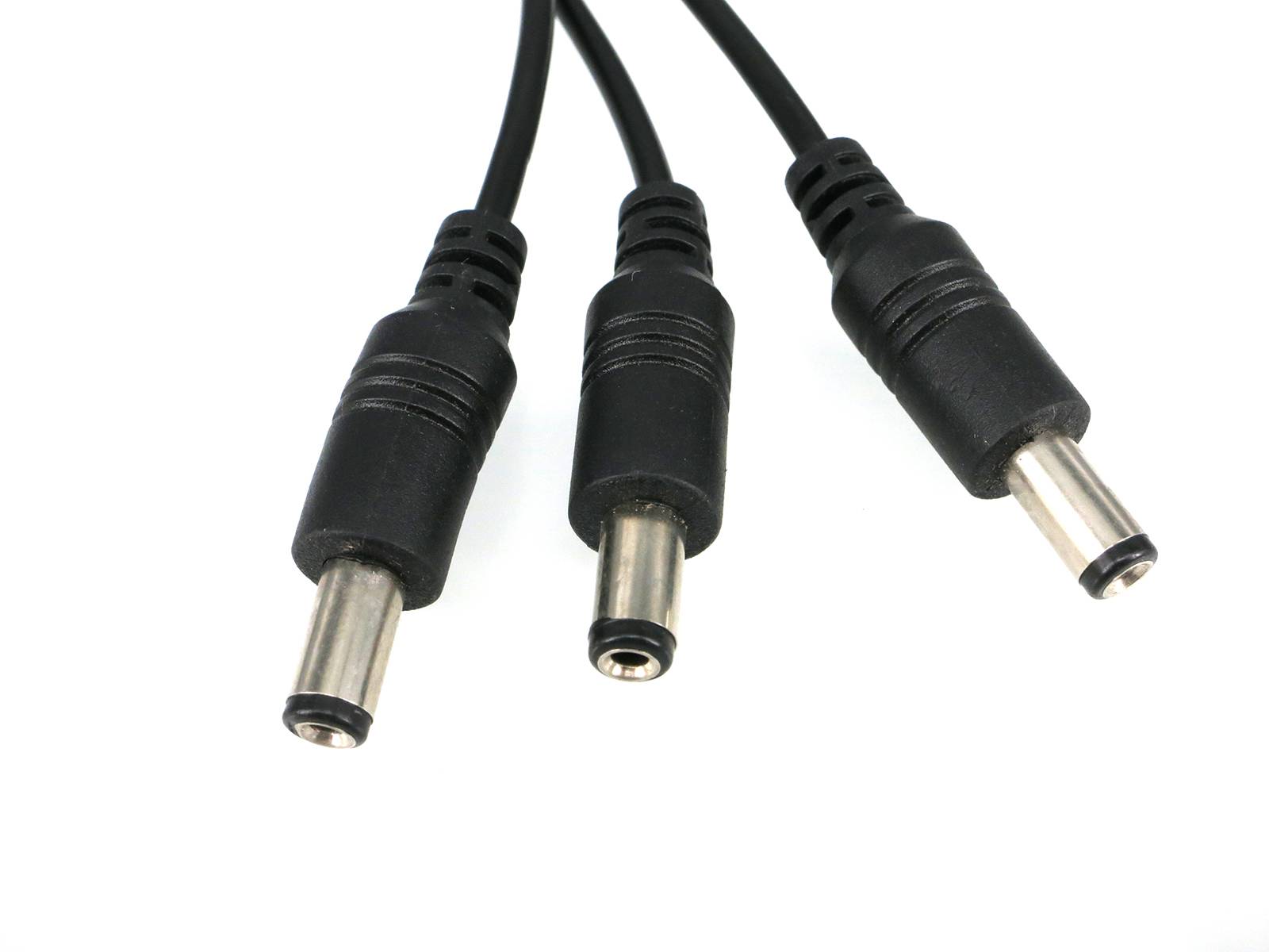 DC Hohlstecker 5,5 x 2,1mm Y-Verteiler 1x Buchse - 3x Stecker DC Kabel für LED S-1