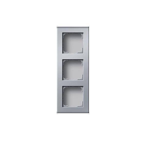 Gira Gehäuse 3-fach alu 136326