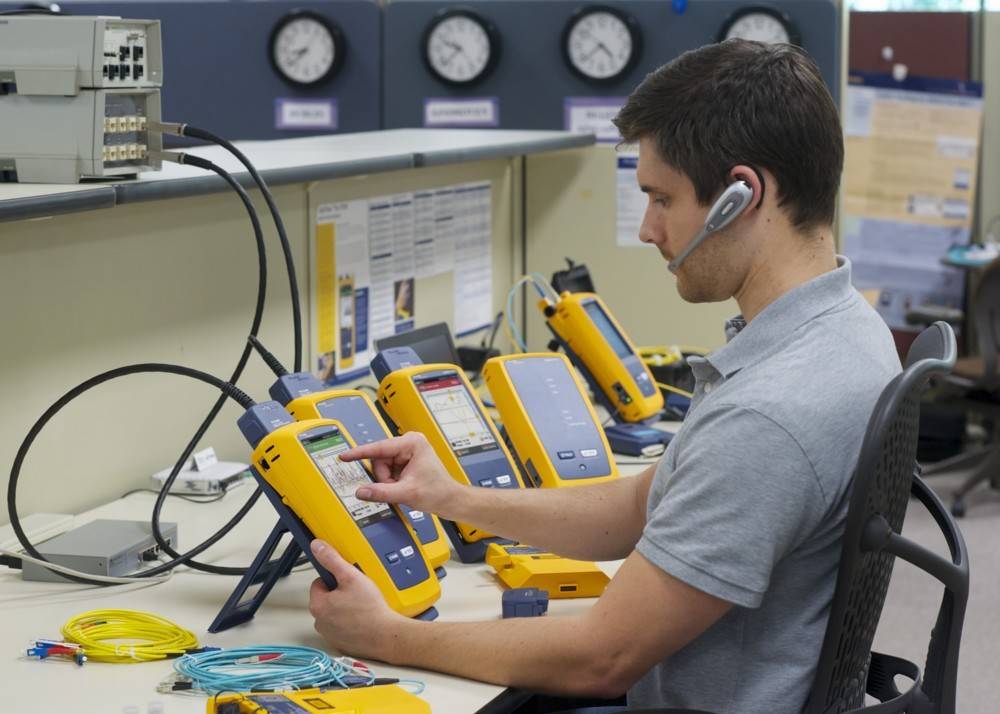Fluke Networks Cable Analyzer DSX2-5000 INT-1