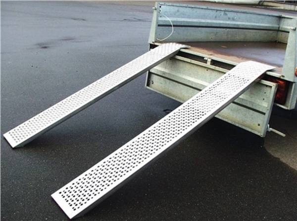 Verladerampe gerade 1,5m Tragkraft Paar 400 kg