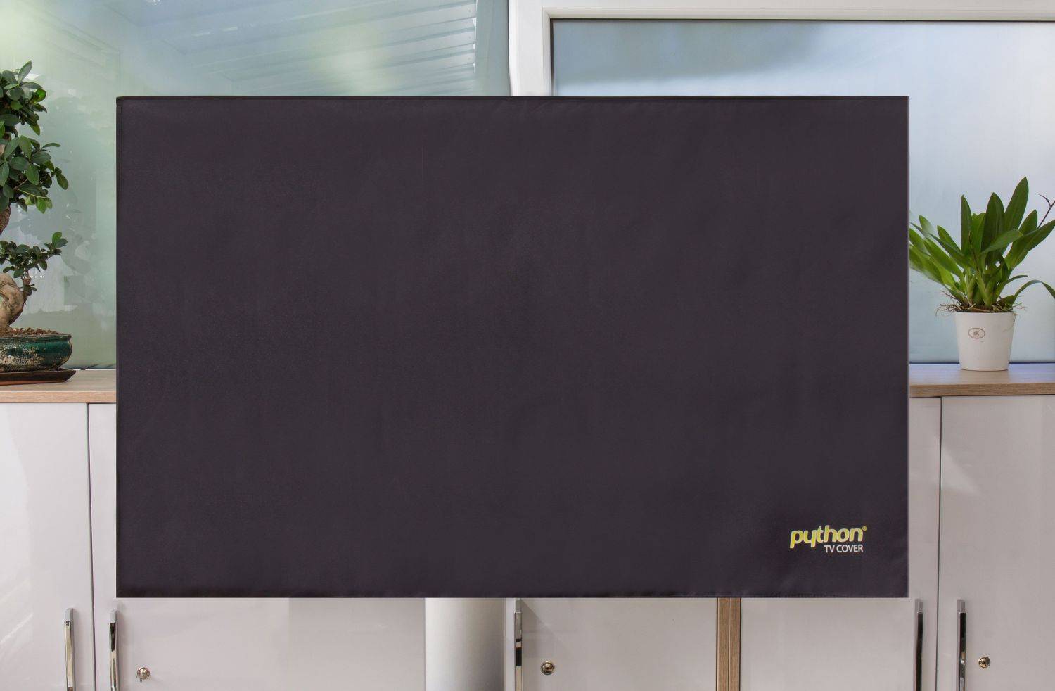 Python® Series TV-Cover Indoor/Outdoor – wetterfester Universalschutz für Ihr TV oder Monitor, 101x63 cm, 40“ bis 43“-1