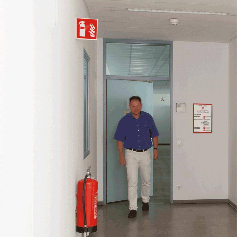 Brandschutz-Nasenschild Feuerlöscher, Kunststoff, 300x300mm, ASRA1.3, DIN EN ISO 7010 F001-1