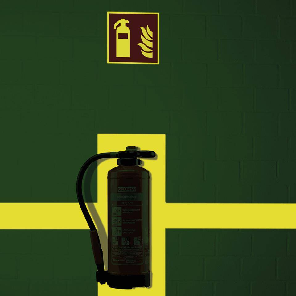 PERMALIGHT® power langnachleuchtend Hinterlegung für Feuerlöscher, Kunststoff, 500x800mm-3