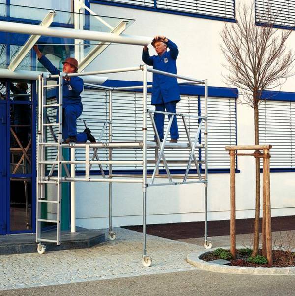 Aluminium-Klappgerüst mit Dreifach-Plattform