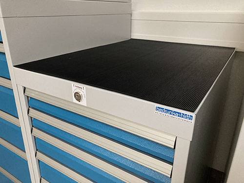 Riffelgummiauflage R 18-16 für Abrollrand-2