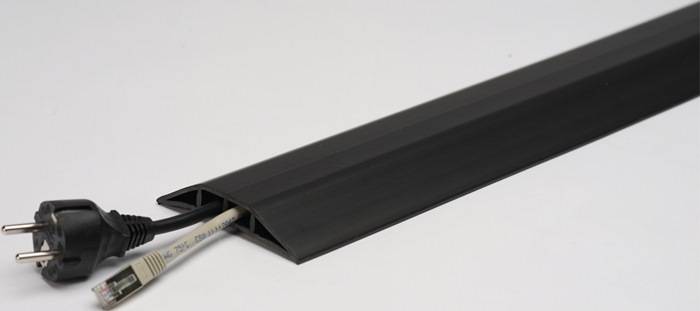 Kabelbrücke aus Kunststoff für Kabel und Schläuche bis Ø 75 mm schwarz 2 Kammern Länge 3 m. Ewald Hildebrandt-0