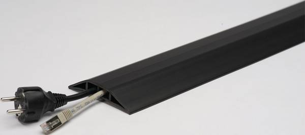 Kabelbrücke aus Kunststoff für Kabel und Schläuche bis Ø 75 mm schwarz 2 Kammern Länge 3 m. Ewald Hildebrandt