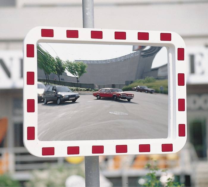 Verkehrsspiegel H800xB1000mm Kunststoff,rot/weiß f.2 Richtungen 14m-0