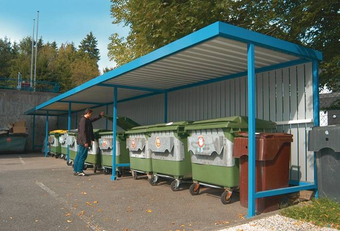 Raucherunterstand LeipzigRückwand Blech-0