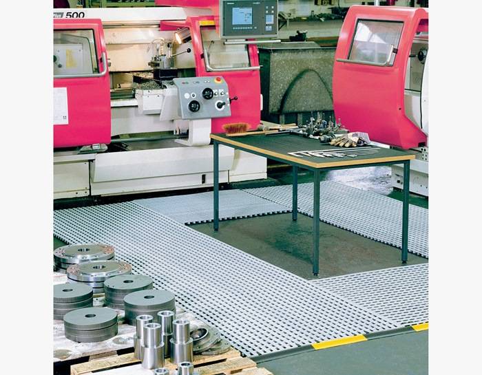Industrierost Zuschnitt B800xS18mm silbergrau PE/Kautschuk-0