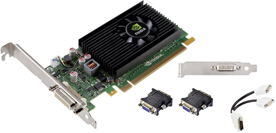 Grafikkarte mit NVIDIA-Logo, DVI-Anschluss, VGA-Adapter und Kabeln, auf weißem Hintergrund abgebildet.
