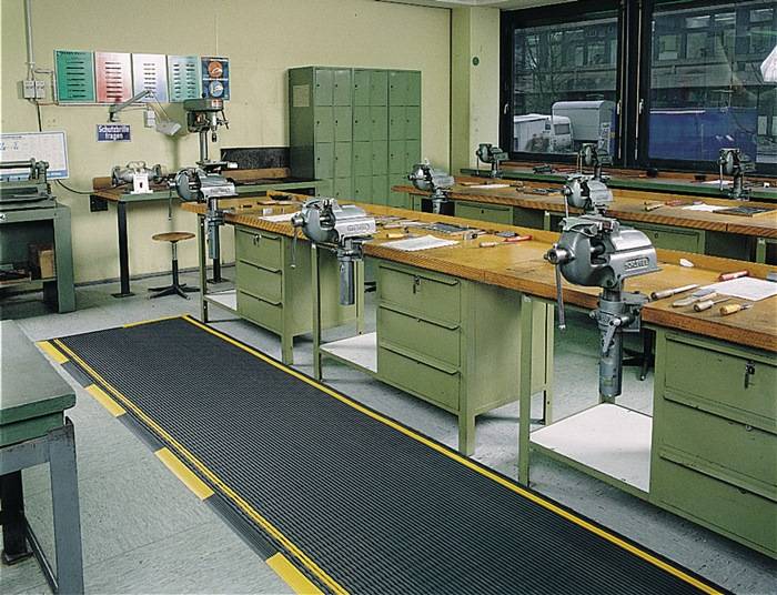 Arbeitsplatzmatte, Industriematte, Rollenware, schwarz, Breite 1200 mm, Länge 10 m-0