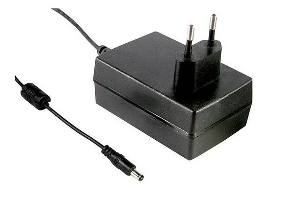 Mean Well Stecker-Netzteil Serie GST25E 25 W 12 V 2,08 A ErP-2