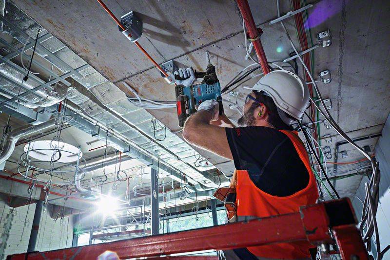 Bosch Professional GBH 36 V-LI Plus SDS-Plus-Akku-Bohrhammer 36 V 4 Ah Li-Ion inkl. 2. Akku, inkl. Koffer-4