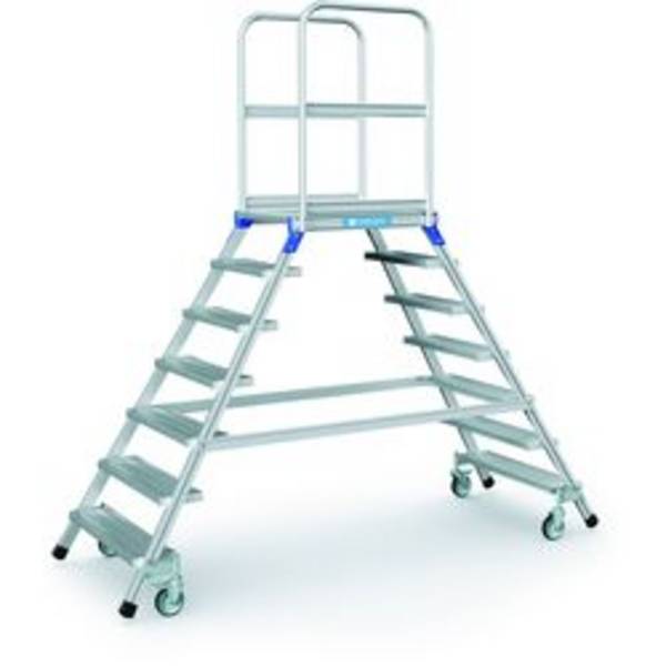 Podesttreppe 7 Plattform-H.1680mm Stufen u.Plattfom Alu.geriffelt beids.ZARGES