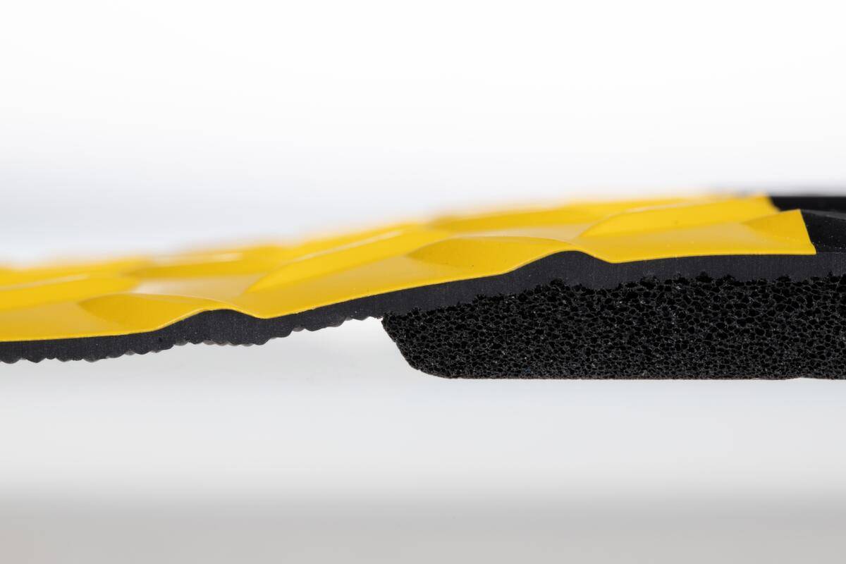 Arbeitsplatz-Bodenbelag,Matte,LxB 900x600mm,PVC,Rauten-Profil,fördert Entlastung von Rücken und Beinen-2