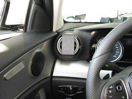 Brodit ProClip Left mount - Montagesockel - Schwarz - ProClip für Mercedes Benz-2
