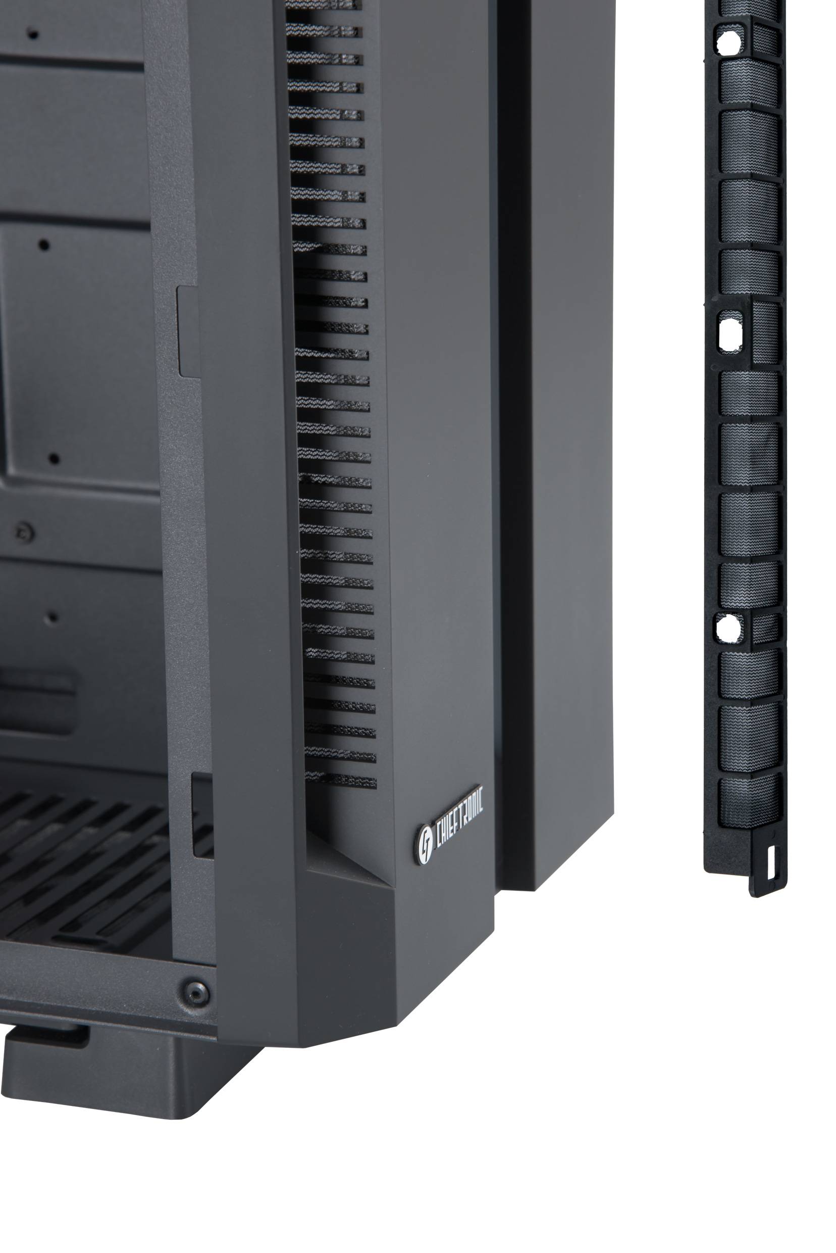 Chieftronic G1 - Tower - ATX - Seitenteil mit Fenster (gehärtetes Glas)-4