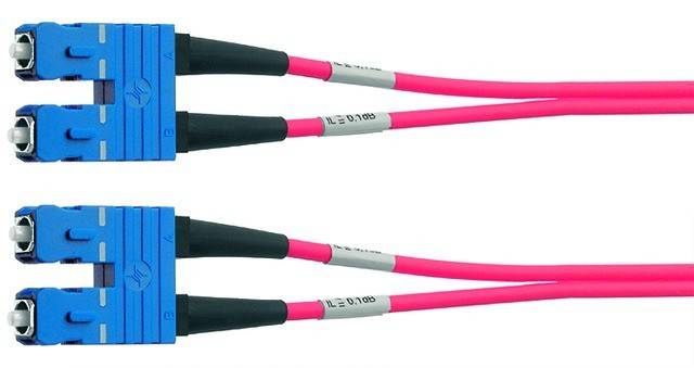 TELEGÄRTNER LWL Rangierkabel 2x G50/125 OM4, 1x SC Duplex - 1x SC Duplex, violett, 2 m-1