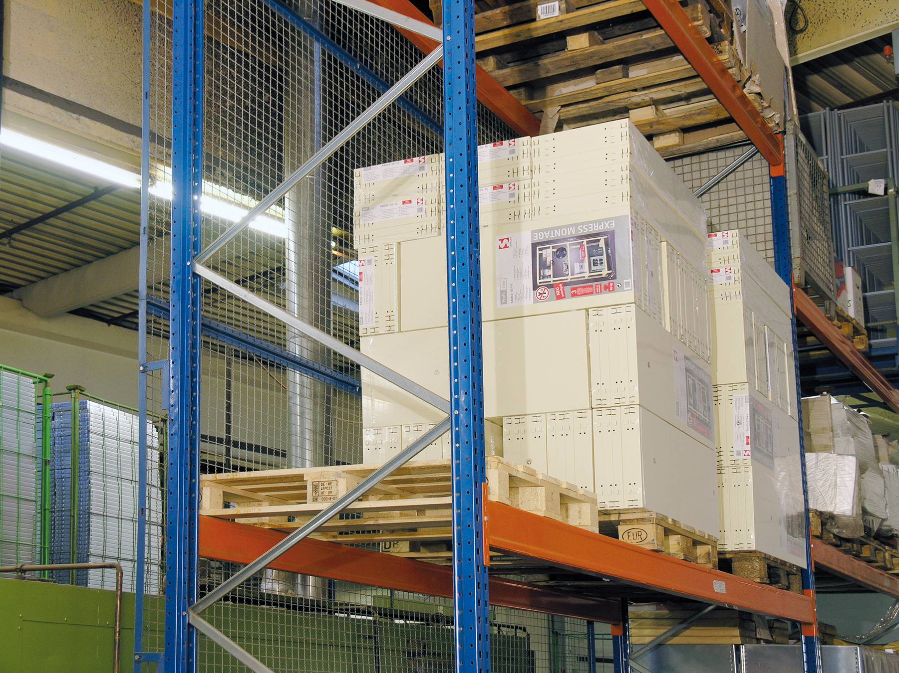 Gitterrückwand blau/verz.2700x1500 mm-1