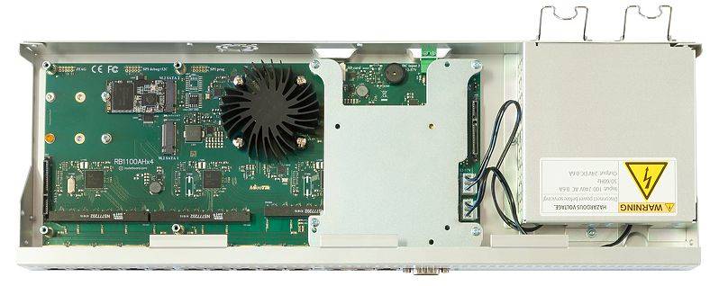 MikroTik RouterBOARD RB1100AHx4 - Router 13-Port-Switch-4