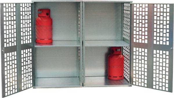 Gasflaschendepot B1680xT690xH1475mm verz.gel.BAUER