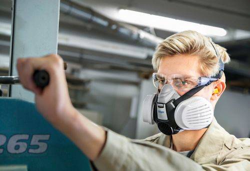 Dräger Halbmaske X-plore 3300, Gr. M, Bajonett-Anschluss, ohne Filter, EN 140-3