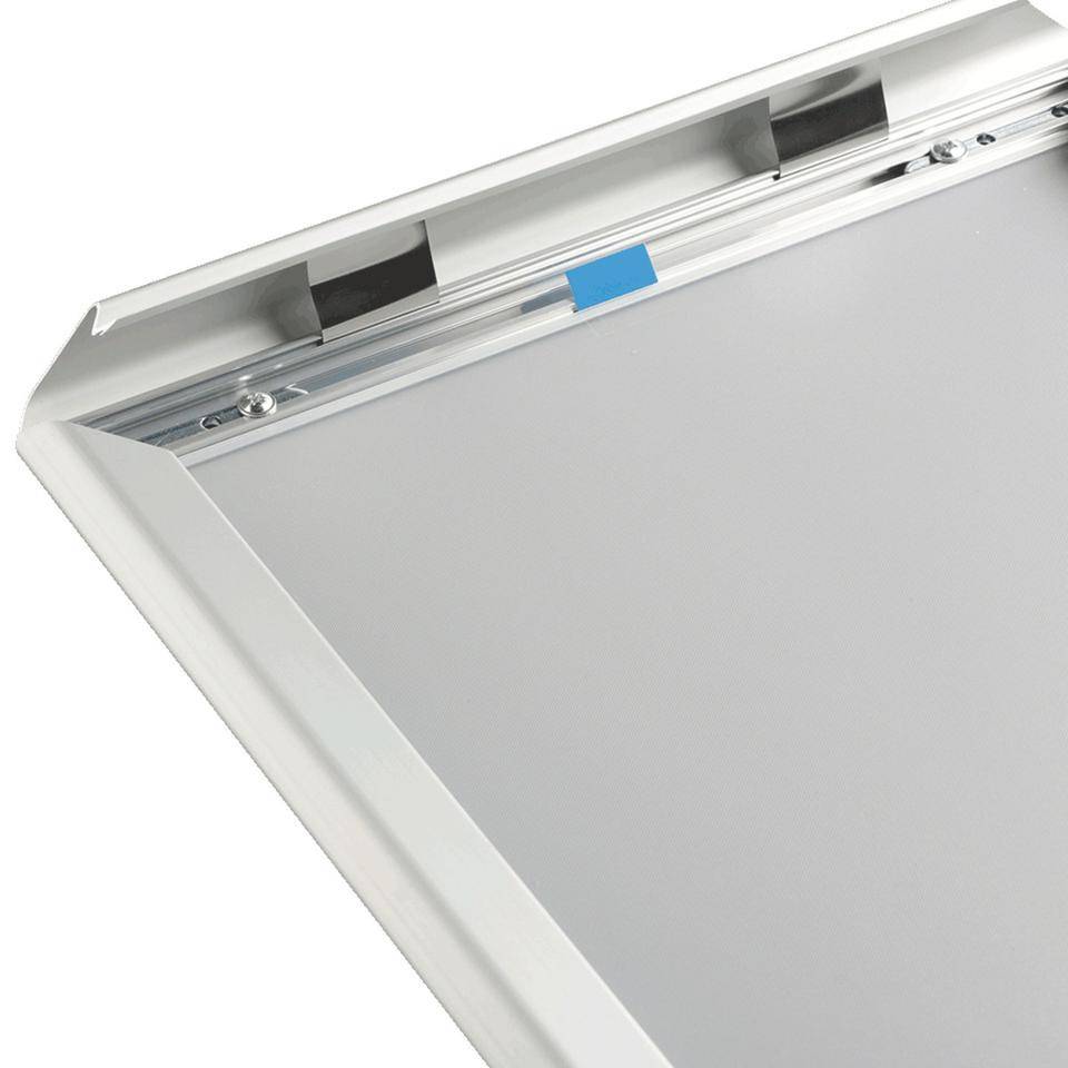 K.57 Wechselrahmen, mit spitzen Ecken, silber, Aluminium, Profilbreite 20mm, DIN A3-2