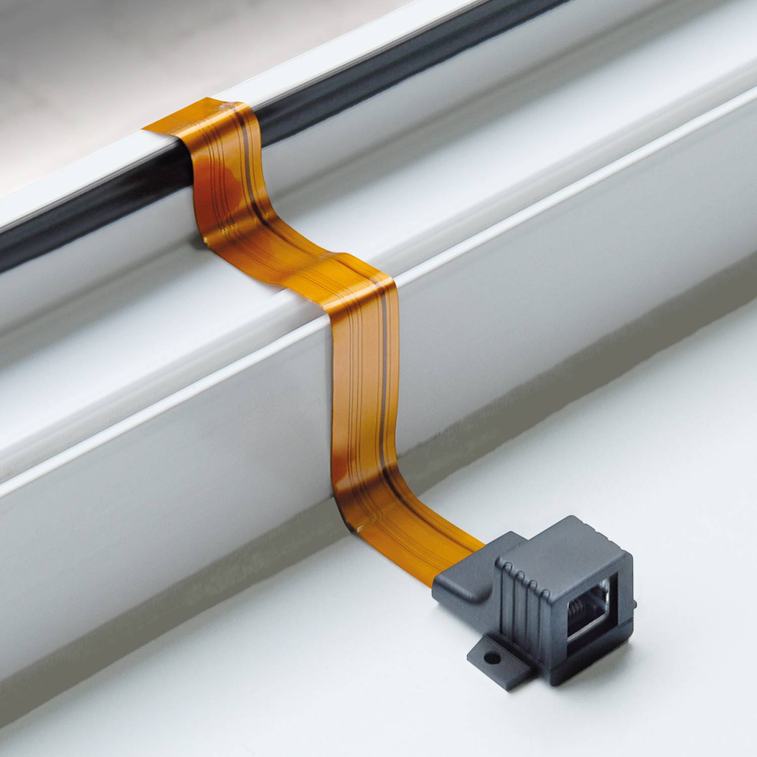 ARLI 4x RJ45 Fensterdurchführung für Netzwerkkabel Flachkabel inkl. 8 x Klebepads + 16 x Schrauben-2
