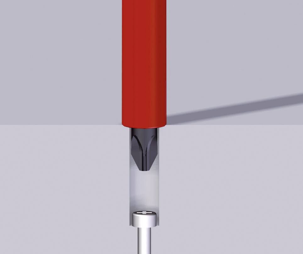Eine rote Bohrmaschine, senkrecht über einer Metallplatte positioniert, mit eingesetztem Bohrer, der in ein Metallteil bohrt.